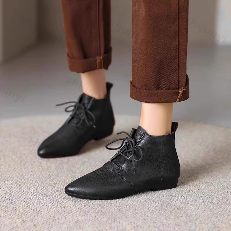Women'S Fashion Trends 2025 - 여성 숏 부츠 2025 가죽 신상