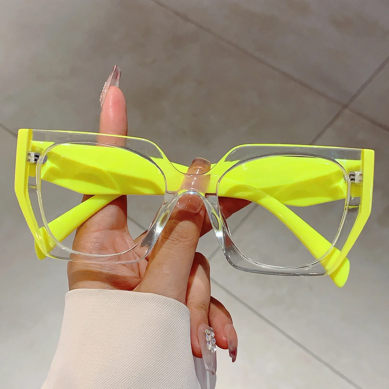 GM LUMIAS 대형 여성 안경 패션 빈티지 불규칙한 - Women'S Fashion Glasses Non Prescription 리뷰 및 가격