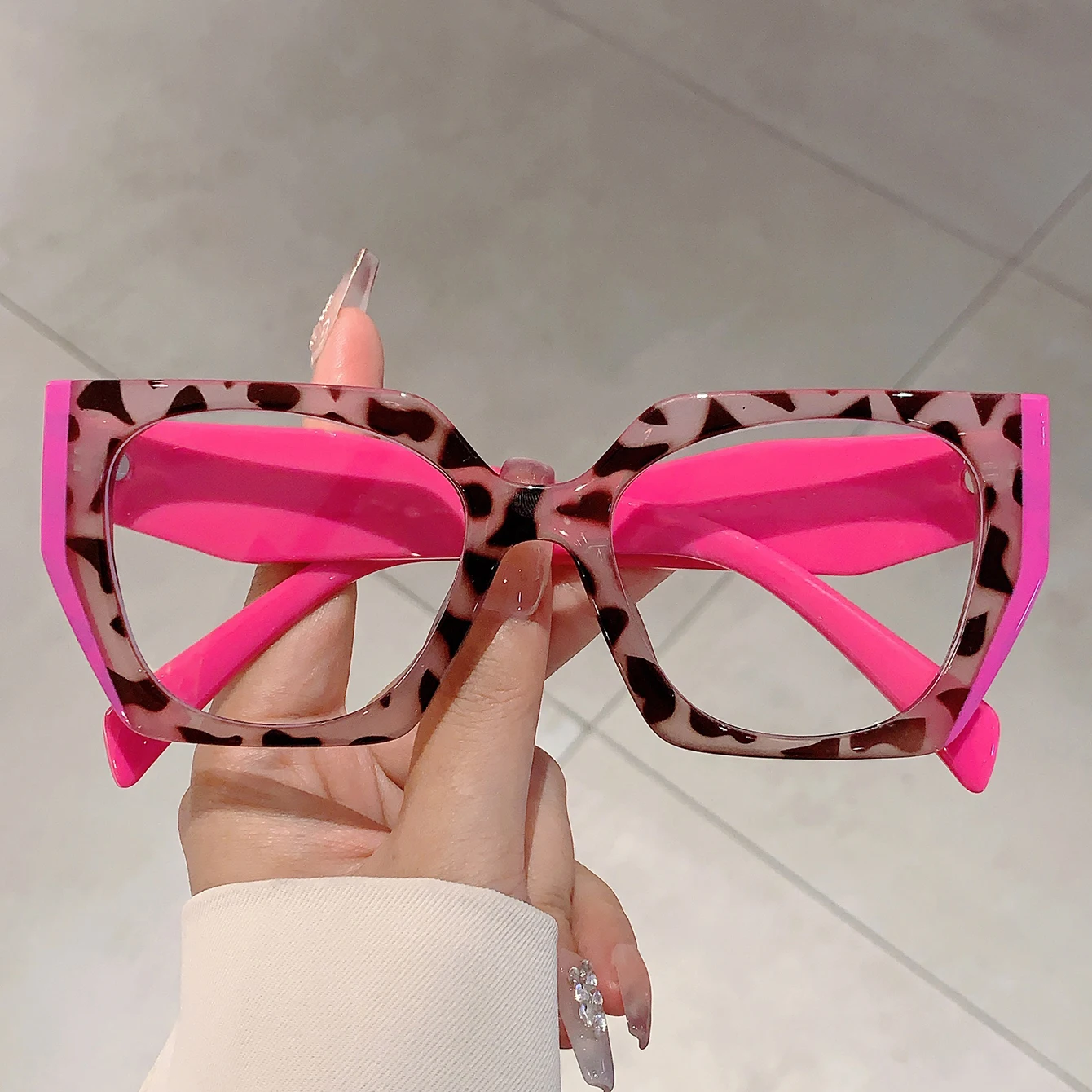 GM LUMIAS 대형 여성 안경 패션 빈티지 불규칙한 - Women'S Fashion Glasses Non Prescription 리뷰 및 가격